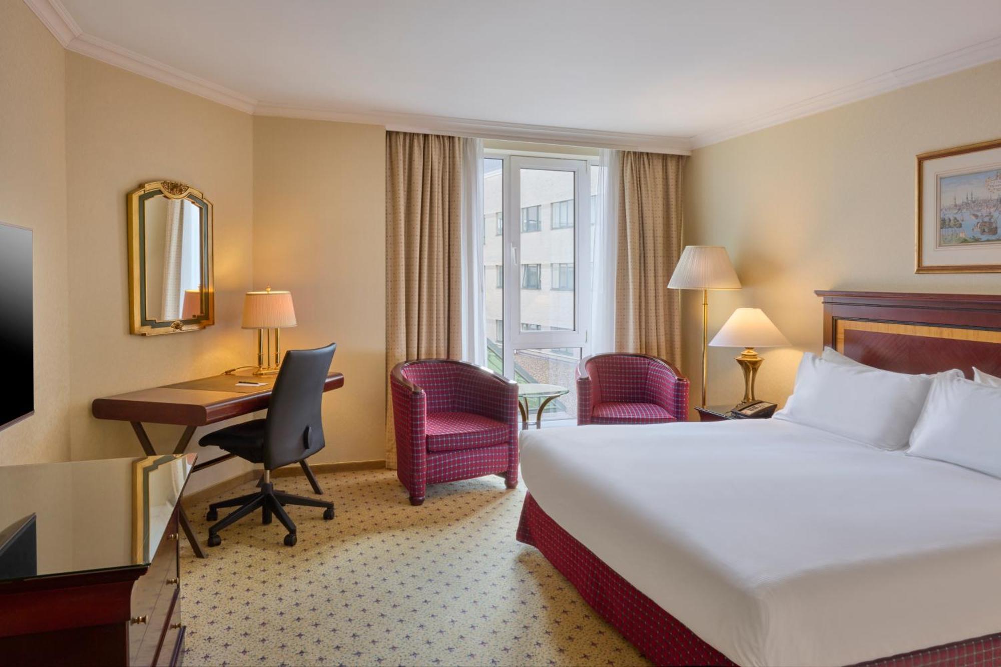 Hilton Antwerp Old Town Hotel Bagian luar foto