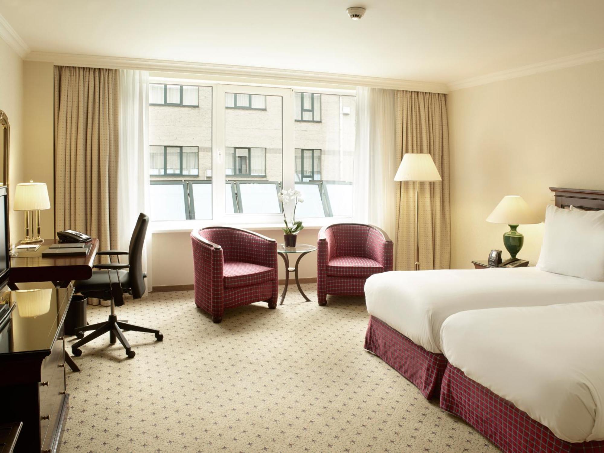 Hilton Antwerp Old Town Hotel Bagian luar foto