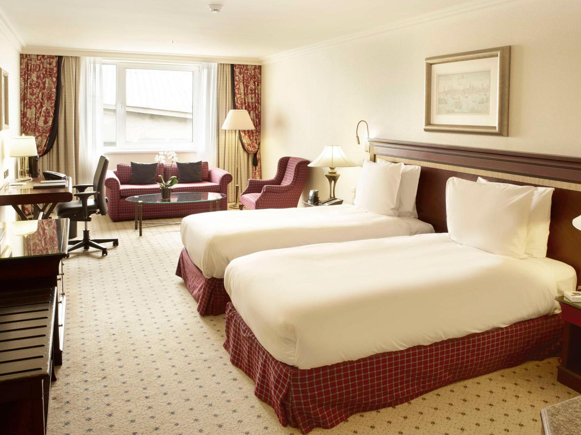 Hilton Antwerp Old Town Hotel Bagian luar foto