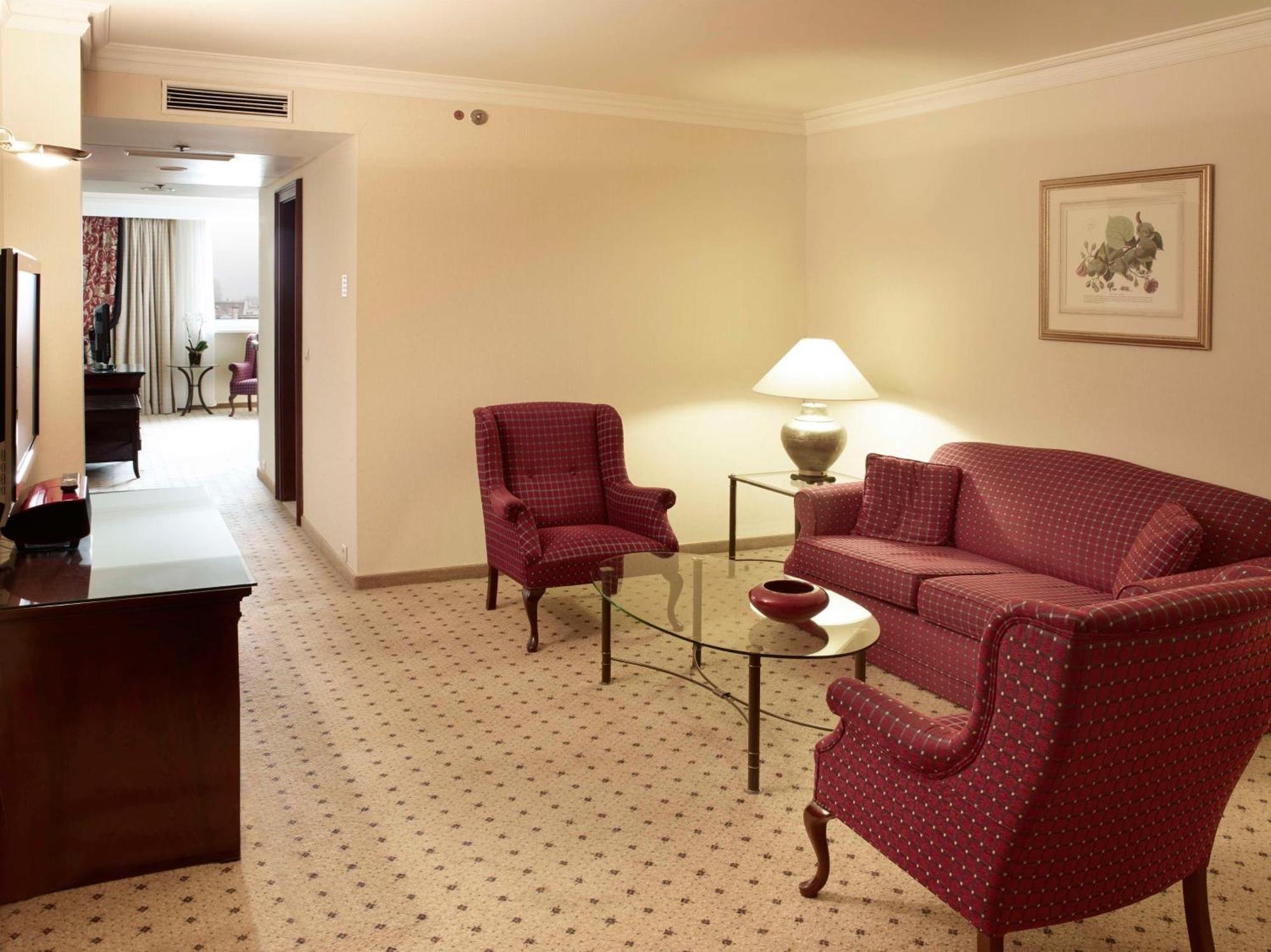 Hilton Antwerp Old Town Hotel Bagian luar foto